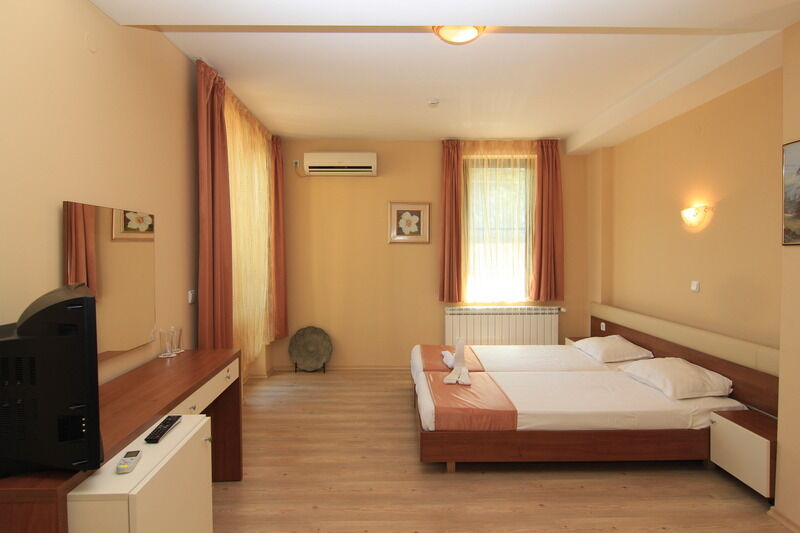 Rusenski Lom Hotel Koshov Exterior photo